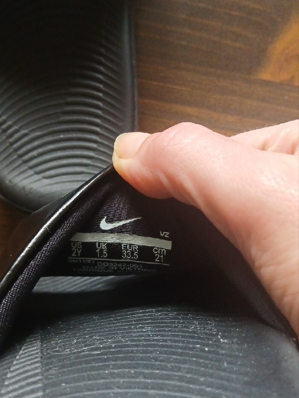 Nike Black Slide Sandals with Neon Green Logo - Picture 8 of 8